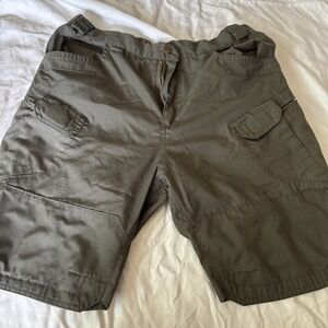 Tactical Olive Green Shorts Size Large Men's Cargo Pockets Military